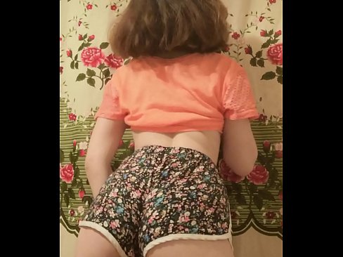 ❤️ Sexet ung babe laver en striptease ved at filme sine shorts på kamera Super sex at da.pornsos-com.ru ❌️