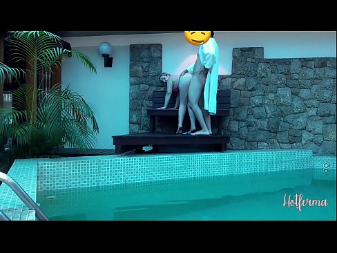 ❤️ Chef inviterer stuepige til poolen, men kunne ikke modstå en hot Super sex at da.pornsos-com.ru ❌️